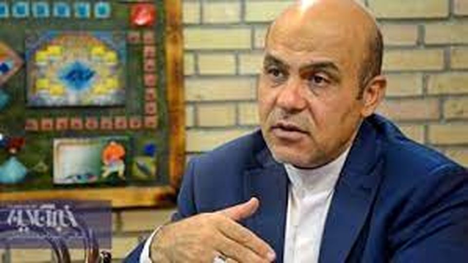 اکبریها از «مریخ» نیامدهاند!