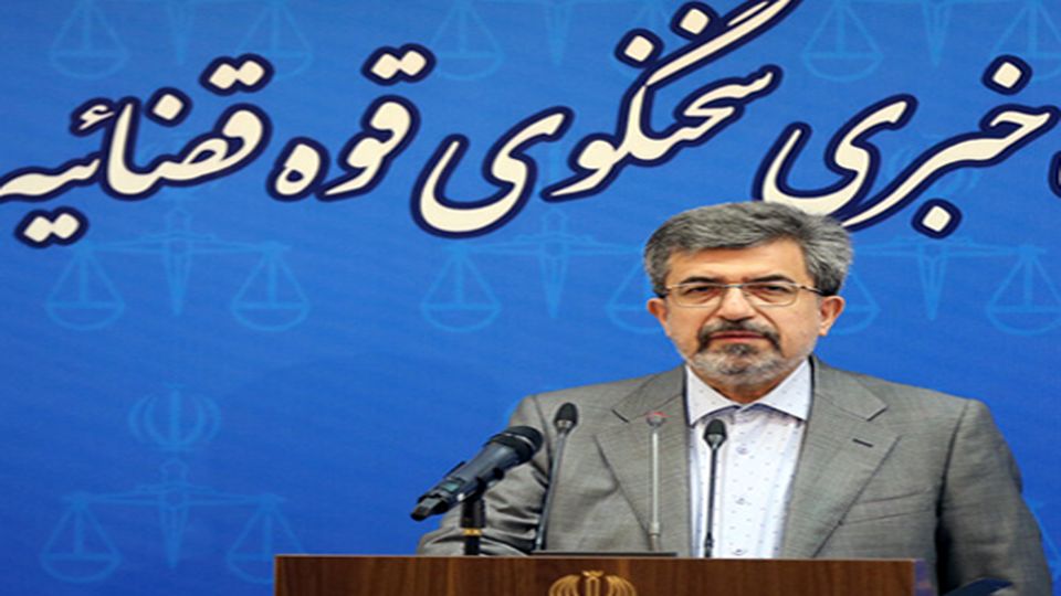 دستگیری و تفهیم اتهام ۲۱ نفر به اتهام اخلال در نظام اقتصادی/ صدور ۱۱۱۸ کیفرخواست در رابطه با ناآرامیها در تهران