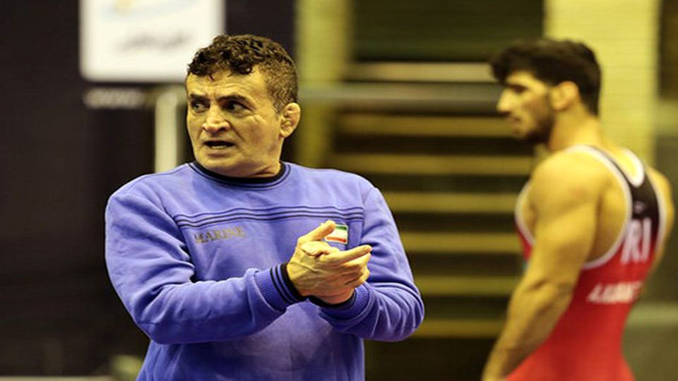 خداحافظی «واتساپی» محمد بنا با کشتیگیران