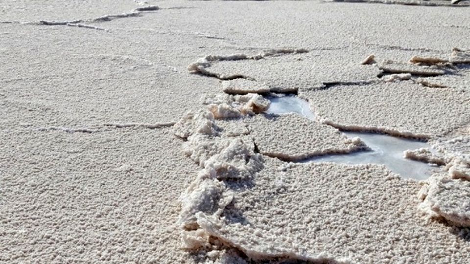 خطر غبار نمک بر سر تهران و قم