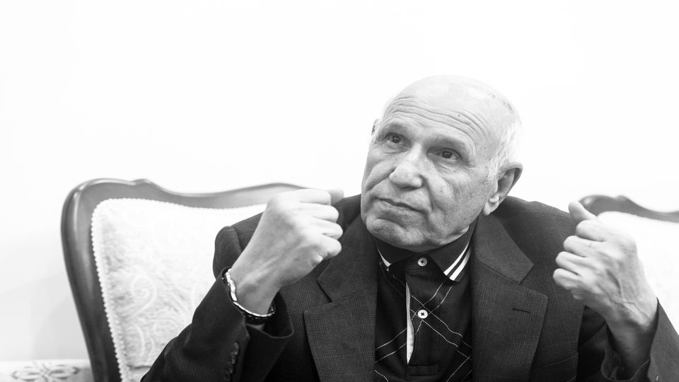 دموکراسی بدون دموکرات